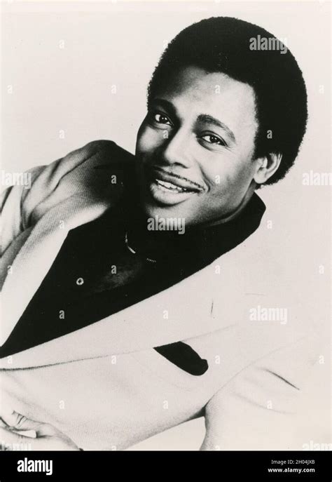 George benson singer - George Benson is an American musician, guitarist and singer-songwriter. He began his professional career at 21 as a jazz guitarist.